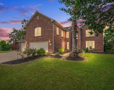 303 N Elder Grove Drive - Photo Thumbnail 2