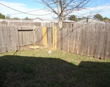 21406 Berry Vine Street - Photo Thumbnail 19