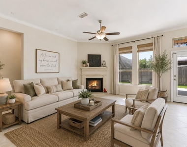 17515 Cypress Hilltop Way - Photo Thumbnail 5