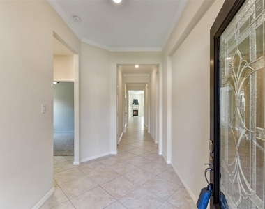17515 Cypress Hilltop Way - Photo Thumbnail 2