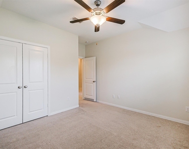 17515 Cypress Hilltop Way - Photo Thumbnail 27