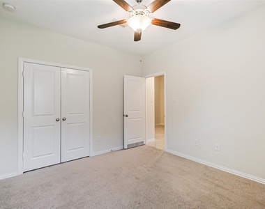 17515 Cypress Hilltop Way - Photo Thumbnail 29