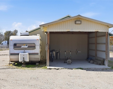 12123 West Dr - Photo Thumbnail 14