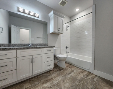 9710 Tuffly Street - Photo Thumbnail 11