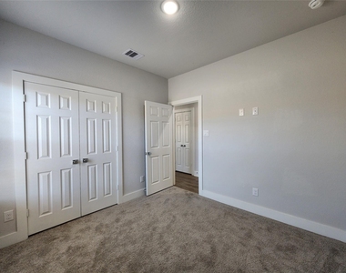 9710 Tuffly Street - Photo Thumbnail 9