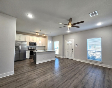 9710 Tuffly Street - Photo Thumbnail 1