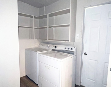 224 Stuart Street - Photo Thumbnail 21