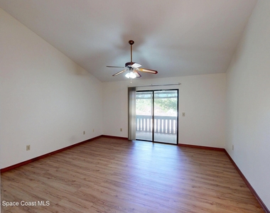 9017 Manchester Lane - Photo Thumbnail 3