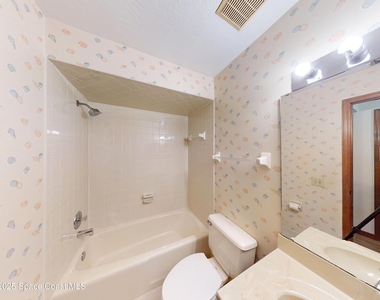 9017 Manchester Lane - Photo Thumbnail 23