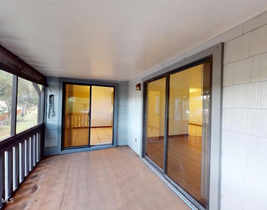 9017 Manchester Lane - Photo Thumbnail 29