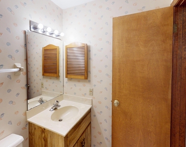 9017 Manchester Lane - Photo Thumbnail 24