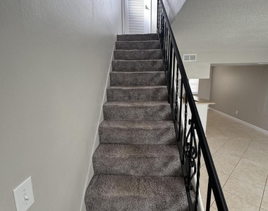 55 Needle Boulevard - Photo Thumbnail 10