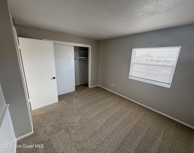 55 Needle Boulevard - Photo Thumbnail 14
