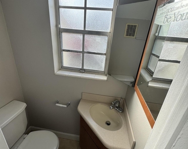 55 Needle Boulevard - Photo Thumbnail 8