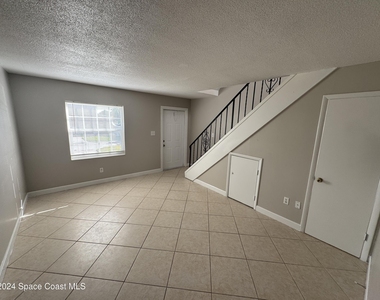 55 Needle Boulevard - Photo Thumbnail 7