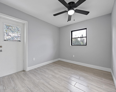 419 Marquis Street - Photo Thumbnail 9