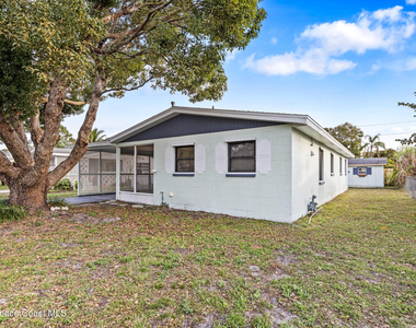 419 Marquis Street - Photo Thumbnail 1