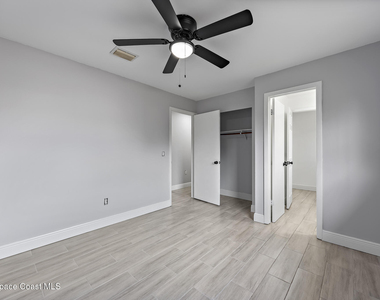 419 Marquis Street - Photo Thumbnail 14