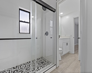 419 Marquis Street - Photo Thumbnail 18