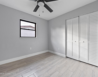 419 Marquis Street - Photo Thumbnail 11