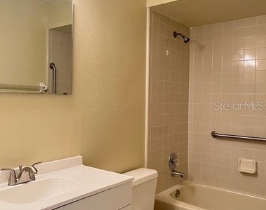 821 Margaret Street - Photo Thumbnail 6