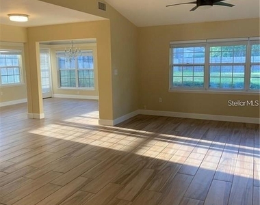 3090 Sunset Point Road - Photo Thumbnail 3