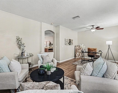 3342 Broken Bow Drive - Photo Thumbnail 2