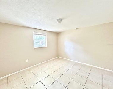5805 Delaware Avenue - Photo Thumbnail 8