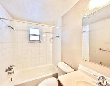 5805 Delaware Avenue - Photo Thumbnail 7