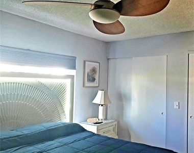 4215 East Bay Drive - Photo Thumbnail 18