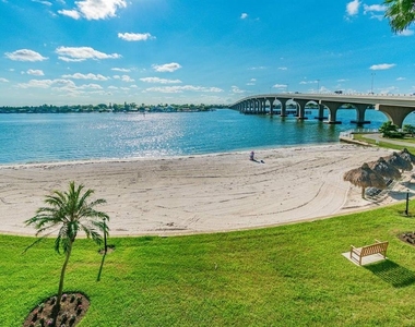 5701 Bahia Del Mar Circle - Photo Thumbnail 24