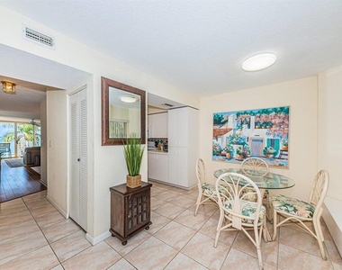 6105 Bahia Del Mar Circle - Photo Thumbnail 5
