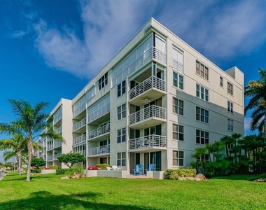 6085 Bahia Del Mar Circle - Photo Thumbnail 1
