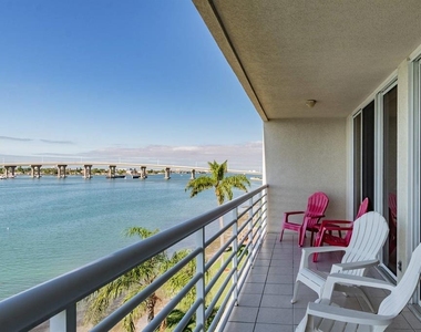 6085 Bahia Del Mar Circle - Photo Thumbnail 22