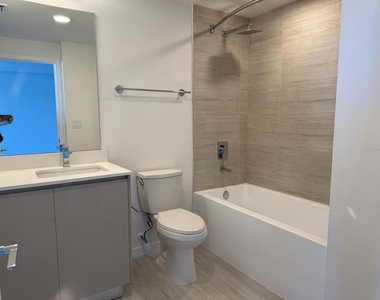 5587 Millenia Park Boulevard - Photo Thumbnail 17