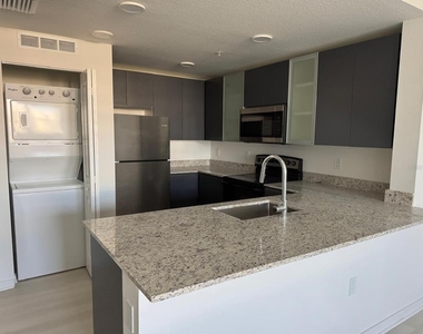5587 Millenia Park Boulevard - Photo Thumbnail 19