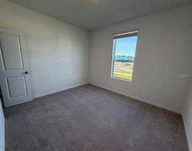 5153 Natalia Drive - Photo Thumbnail 8
