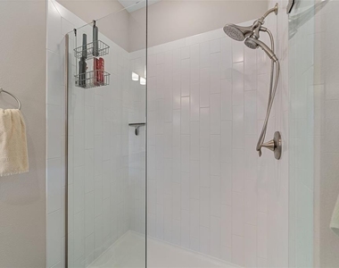 5521 Nw 45th Lane - Photo Thumbnail 28