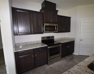 10284 Atwater Bay Drive - Photo Thumbnail 10
