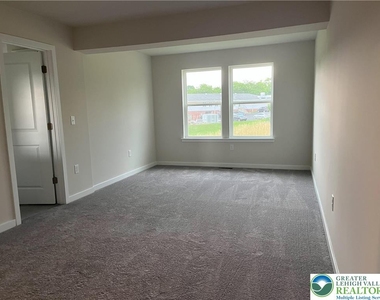 7620 Clayton Avenue - Photo Thumbnail 9