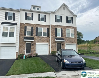 7620 Clayton Avenue - Photo Thumbnail 1
