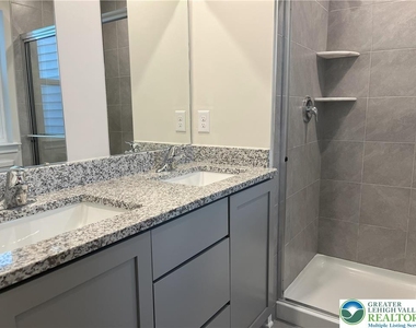 7620 Clayton Avenue - Photo Thumbnail 11