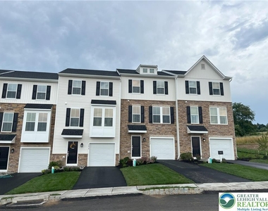 7620 Clayton Avenue - Photo Thumbnail 2