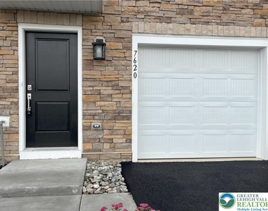 7620 Clayton Avenue - Photo Thumbnail 24