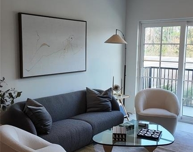 5587 Millenia Park Blvd - Photo Thumbnail 7
