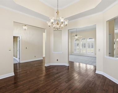14313 Nw 60th Avenue - Photo Thumbnail 7