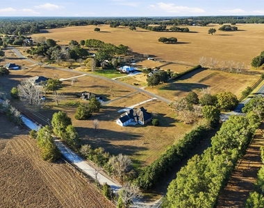 14313 Nw 60th Avenue - Photo Thumbnail 38