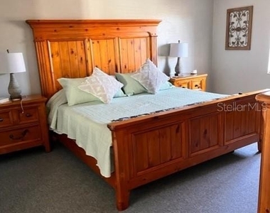 22497 Glen Avenue - Photo Thumbnail 13