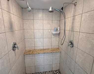 22497 Glen Avenue - Photo Thumbnail 20