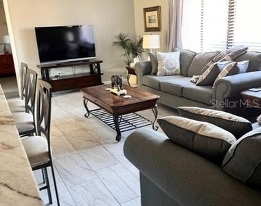 22497 Glen Avenue - Photo Thumbnail 5